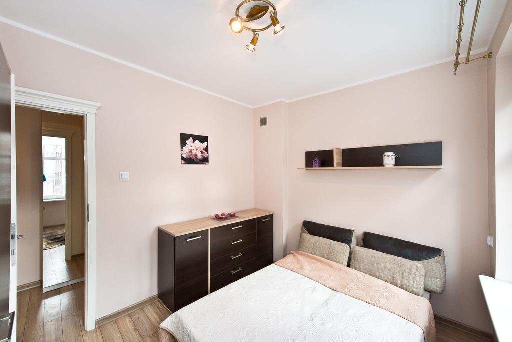 Gdanskie Apartamenty - Apartament Szeroka With 2 Rooms Стая снимка